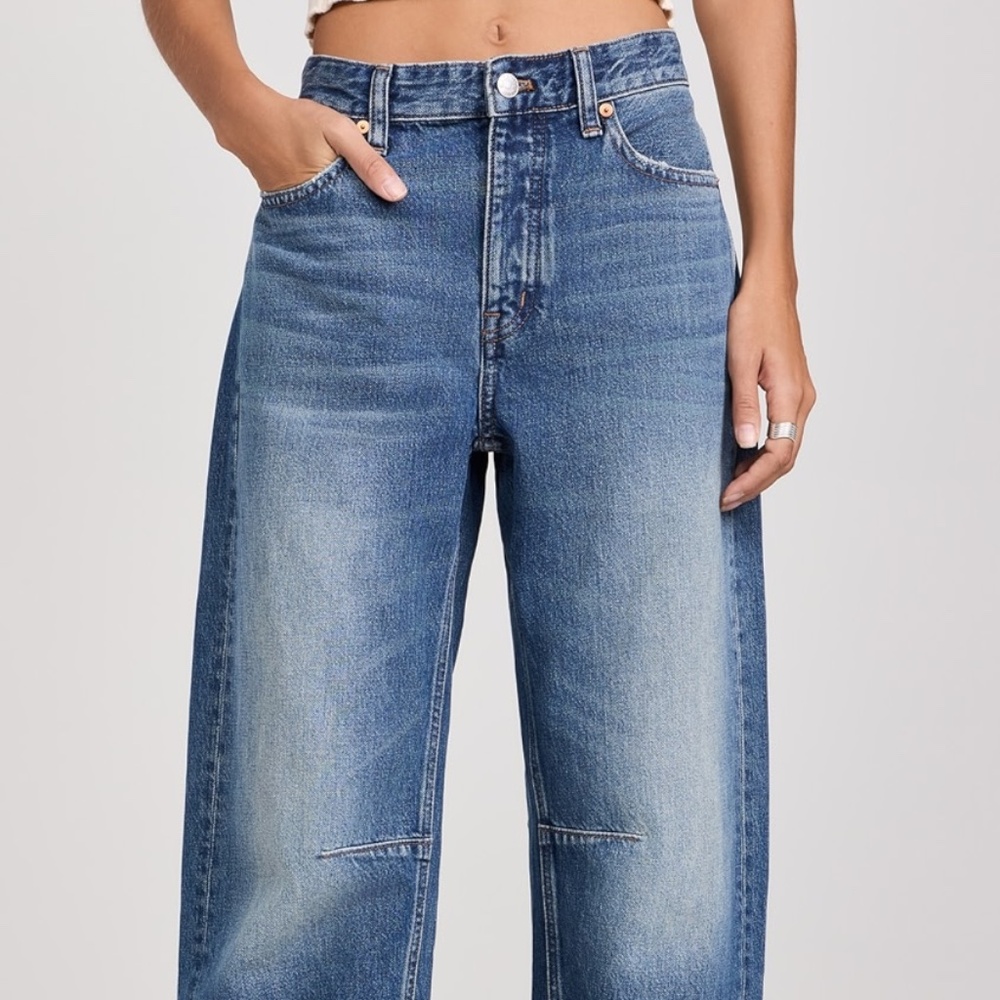 NWT Madewell  Darted Barrel-Leg Jean